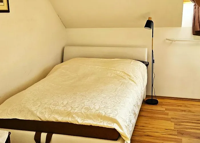 Jarina Aranyhíd Balatonalmádi